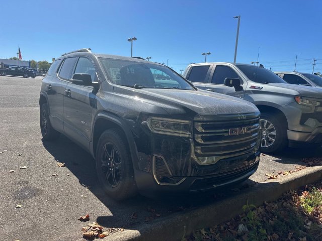 Used 2023 GMC Acadia AT4 w/ Preferred Package AWD/4WD image 2