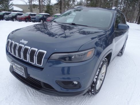 Used 2019 Jeep Cherokee Latitude Lux w/ Comfort & Convenience Group image 6