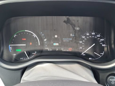Used 2025 Toyota Sienna XLE AWD/4WD image 14