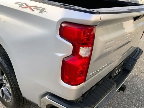 Used 2022 Chevrolet Silverado 1500 LT image 27