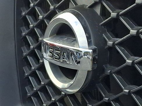 Used 2021 Nissan NV 2500 SV image 30