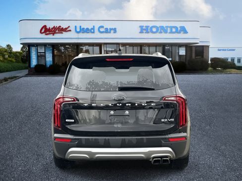 Used 2021 Kia Telluride SX w/ SX Prestige Package image 4