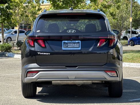 Used 2025 Hyundai Tucson SEL FWD image 5
