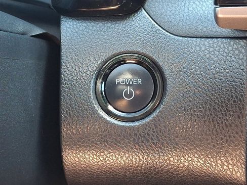 Used 2025 Toyota Camry LE FWD image 22
