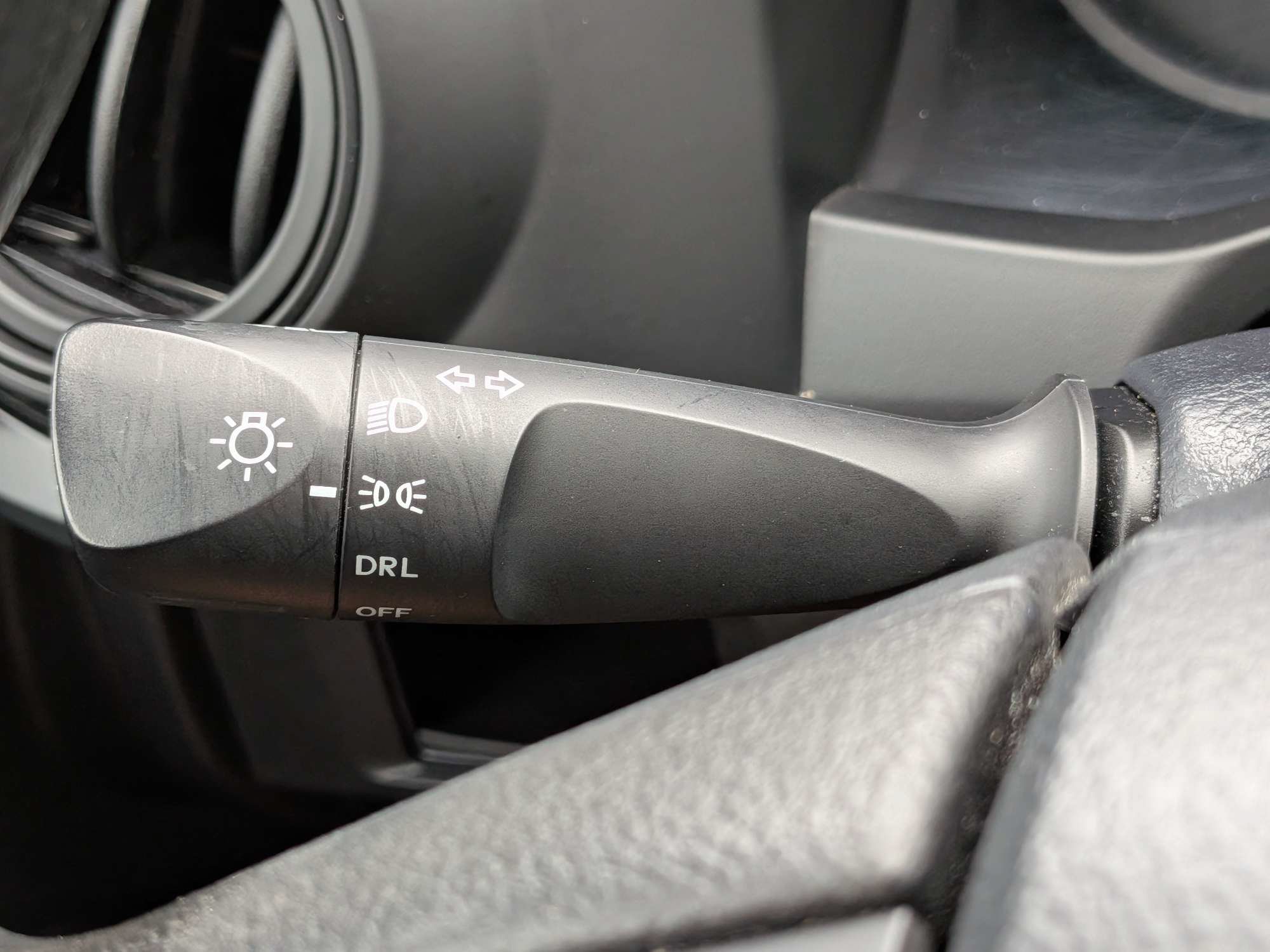 Used 2019 Toyota Tacoma SR w/ SR Convenience Package RWD image 24