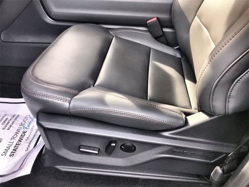 New 2025 Ford Expedition Active image 12