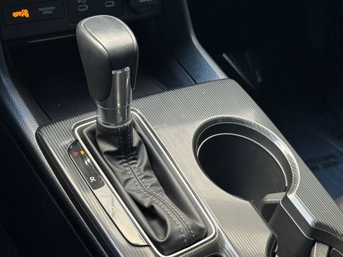 Used 2025 Honda Civic Sport image 16
