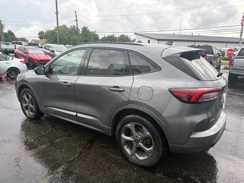 Used 2023 Ford Escape ST-Line w/ Tech Pack #1 AWD/4WD image 6