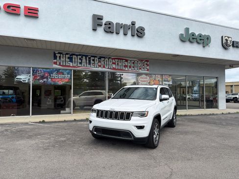 Used 2020 Jeep Grand Cherokee Limited w/ Premium Lighting Group image 2