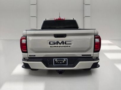 New 2026 GMC Canyon Elevation w/ Convenience Package