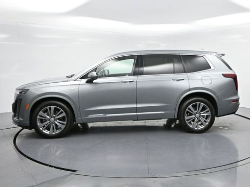 Certified 2024 Cadillac XT6 Premium Luxury w/ LPO, Floor Liner Package AWD/4WD image 4