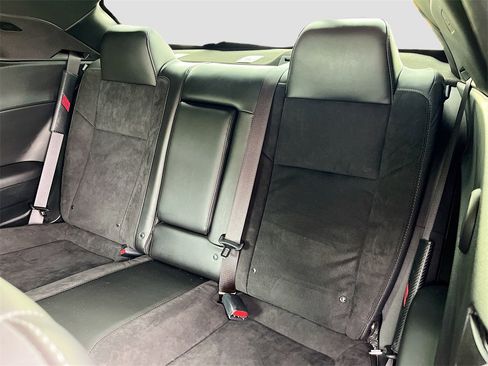 Certified 2023 Dodge Challenger R/T w/ Plus Package image 25