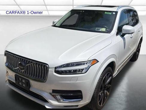 Used 2024 Volvo XC90 B6 Plus w/ Protection Package Premier AWD/4WD image 1