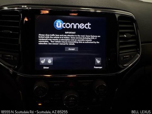 Used 2022 Jeep Grand Cherokee Laredo X RWD image 17