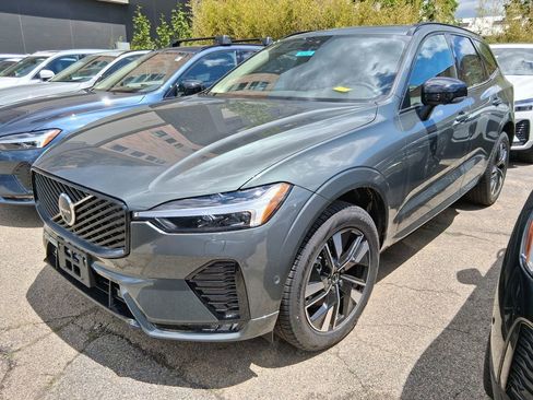 New 2026 Volvo XC60 B5 Plus w/ Protection Package Premier AWD/4WD image 3