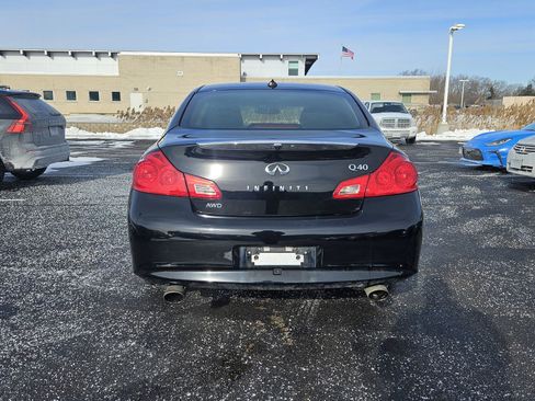 Used 2015 INFINITI Q40 AWD w/ Moonroof Package image 5