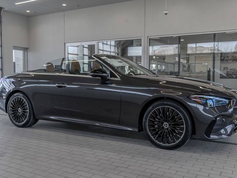 Certified 2026 Mercedes-Benz CLE 300 4MATIC Cabriolet image 12