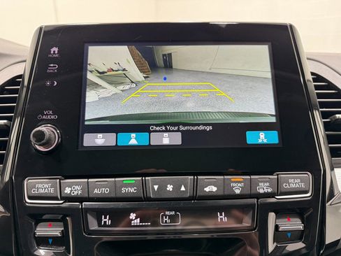 Used 2023 Honda Odyssey EX-L image 17
