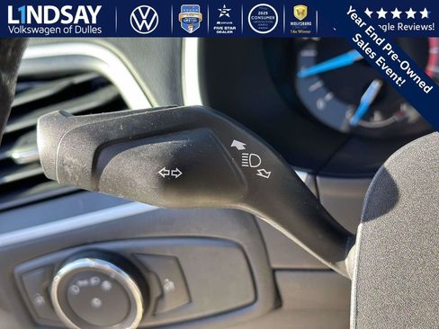 Used 2018 Ford Edge SEL image 22