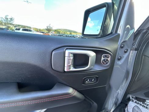 Used 2021 Jeep Wrangler Rubicon image 21