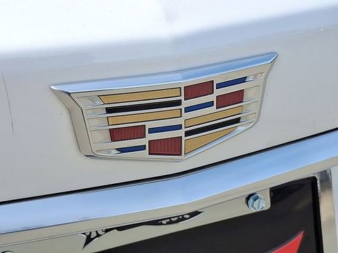 Used 2019 Cadillac XT5 Platinum image 28