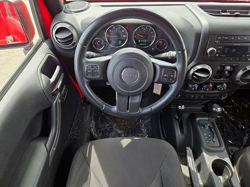 Used 2015 Jeep Wrangler Unlimited Sport w/ Quick Order Package 24S AWD/4WD image 15