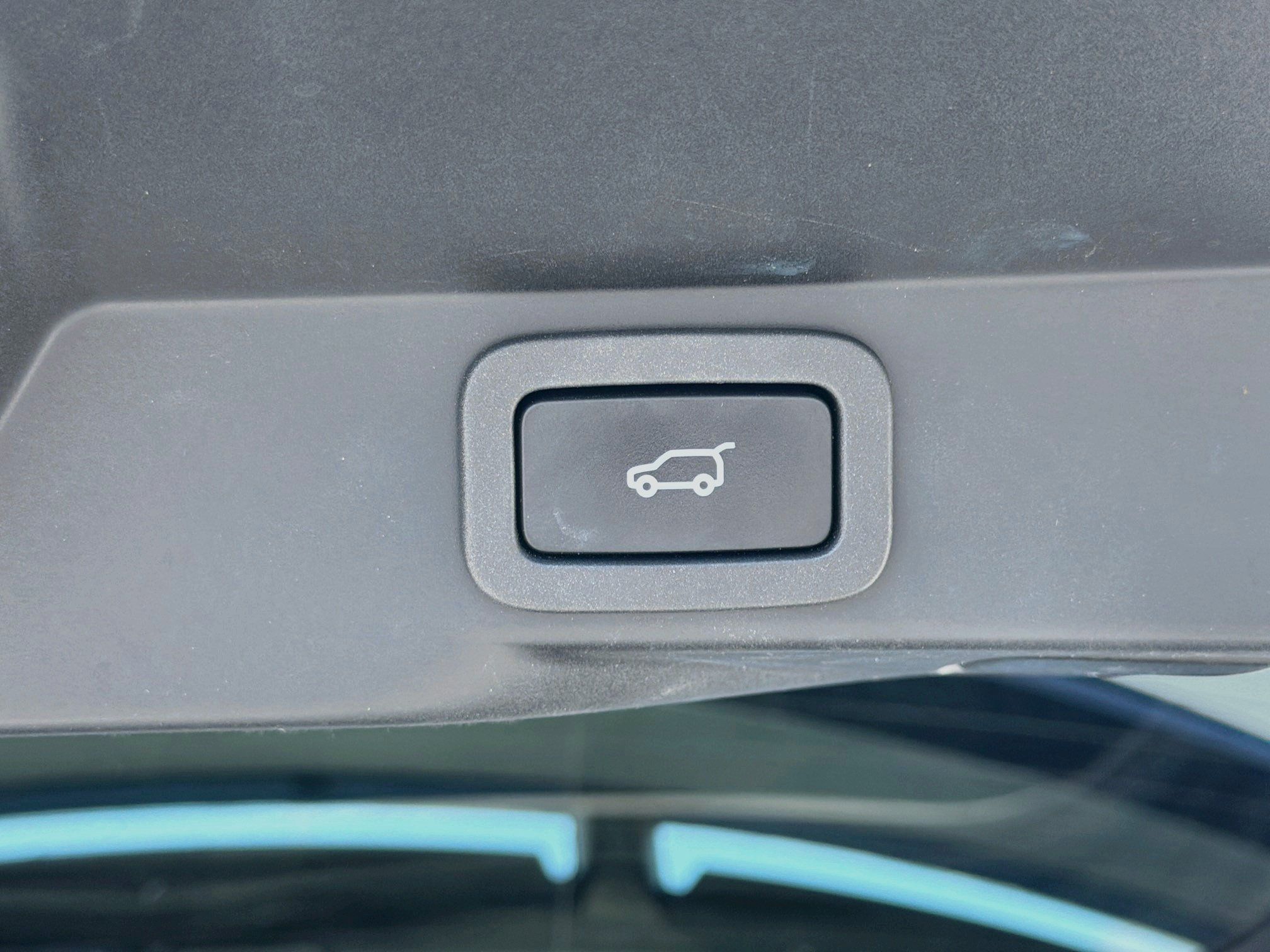 Used 2021 Land Rover Range Rover Sport HSE Silver Edition AWD/4WD image 13