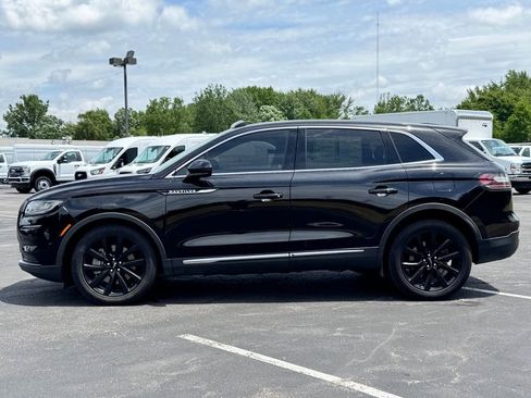 Used 2021 Lincoln Nautilus Reserve w/ Monochromatic Package AWD/4WD image 4
