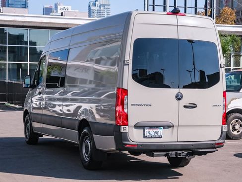 Used 2023 Mercedes-Benz Sprinter 2500 image 6