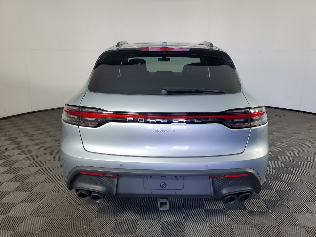 Used 2024 Porsche Macan w/ Premium Plus Package AWD/4WD image 5