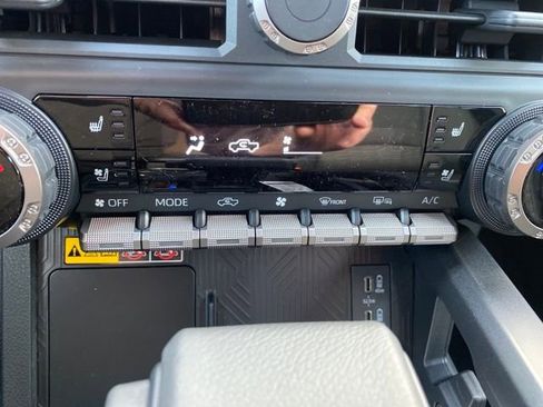 New 2024 Toyota Tacoma TRD Off-Road image 14