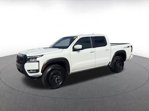 Used 2026 Nissan Frontier PRO-4X AWD/4WD image 7