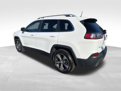 Used 2019 Jeep Cherokee Limited image 6