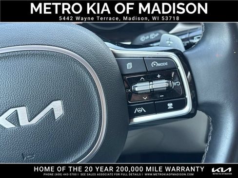 Used 2023 Kia Sorento EX AWD/4WD image 21