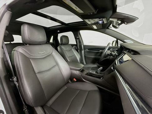 Used 2023 Cadillac XT5 Premium Luxury image 29