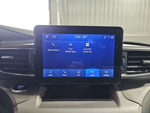 Used 2024 Ford Explorer XLT w/ Equipment Group 202A AWD/4WD image 22