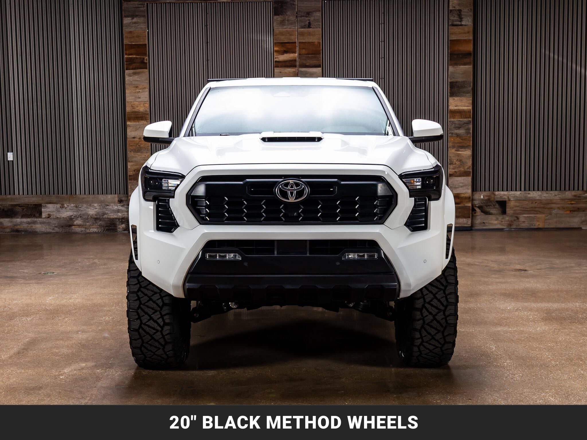 Used 2024 Toyota Tacoma TRD Sport w/ TRD Sport Upgrade Package RWD image 3