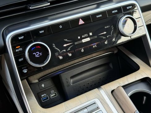 Used 2023 Genesis GV80 3.5T image 35