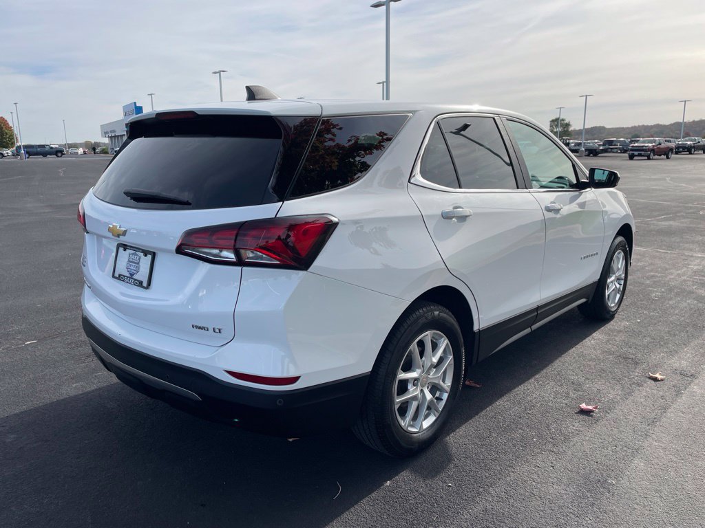Used 2024 Chevrolet Equinox LT AWD/4WD image 5