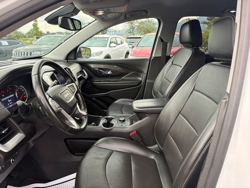 Used 2024 GMC Terrain SLT AWD/4WD image 23