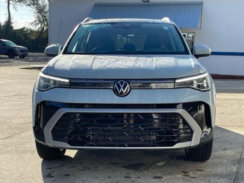 New 2026 Volkswagen Taos SEL AWD/4WD image 24