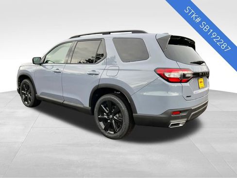 New 2025 Honda Pilot Black Edition image 6