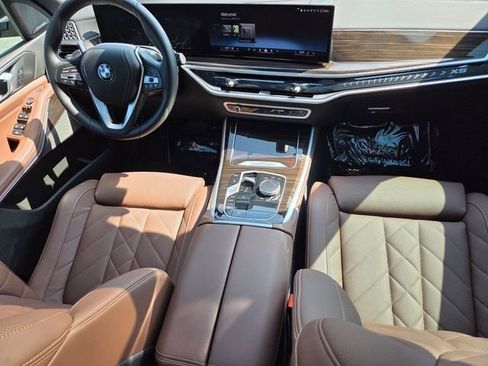 Used 2024 BMW X5 xDrive40i w/ Premium Package image 30