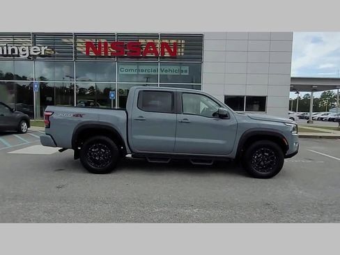 Used 2024 Nissan Frontier PRO-4X w/ Pro Premium Package image 33