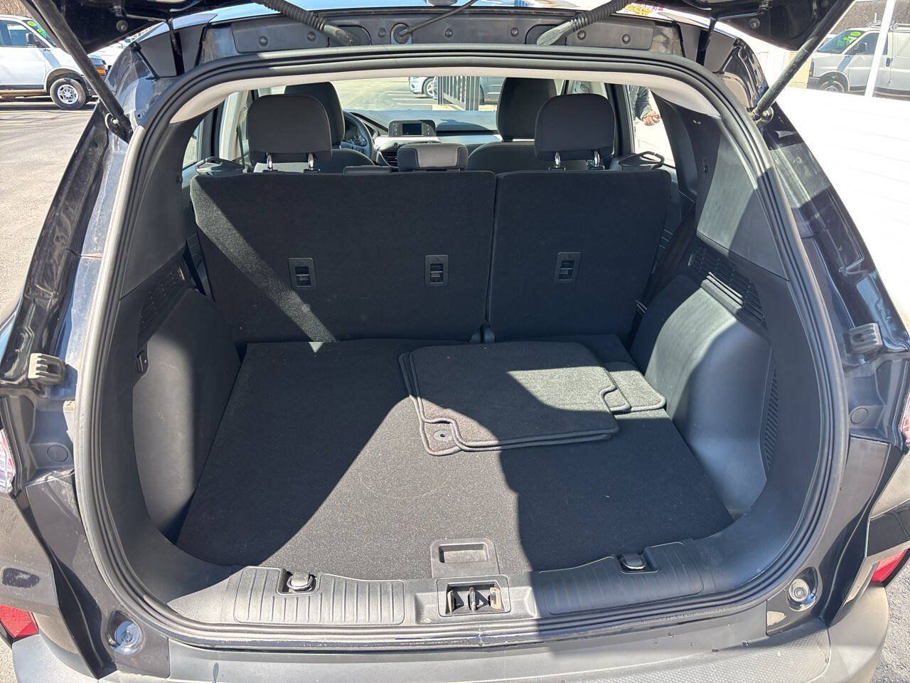 Used 2022 Ford Escape S AWD/4WD image 10