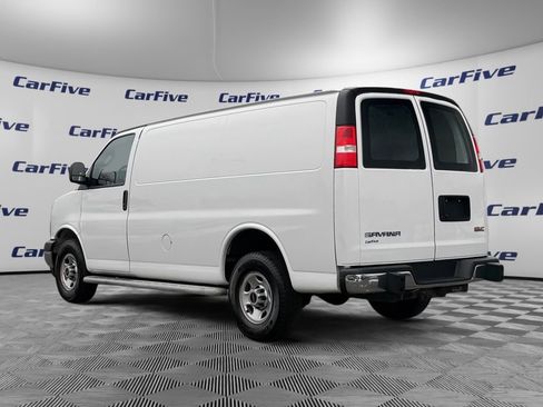 Used 2021 GMC Savana 2500 w/ Driver Convenience Package RWD image 3