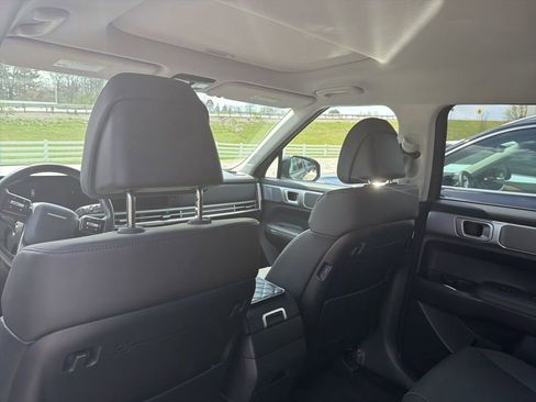 Used 2025 Hyundai Santa Fe XRT w/ Tow & Go Package image 14