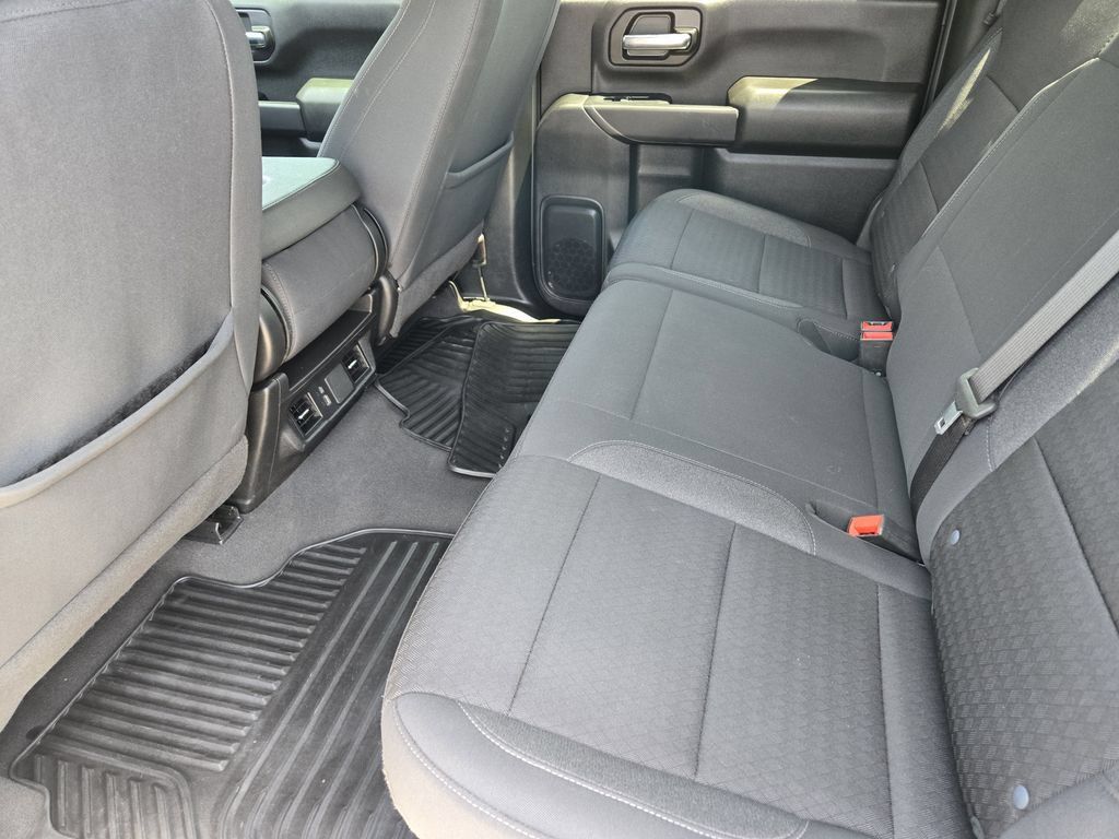 Used 2024 Chevrolet Silverado 2500 Custom w/ Custom Value Package AWD/4WD image 32