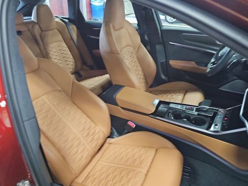 Used 2024 Audi RS 6 performance image 17