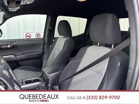 Used 2020 Toyota Tacoma TRD Off-Road image 13